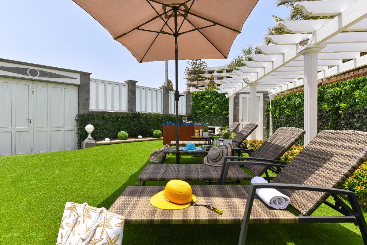 Jacuzzi & Garden Holiday Home - Housity