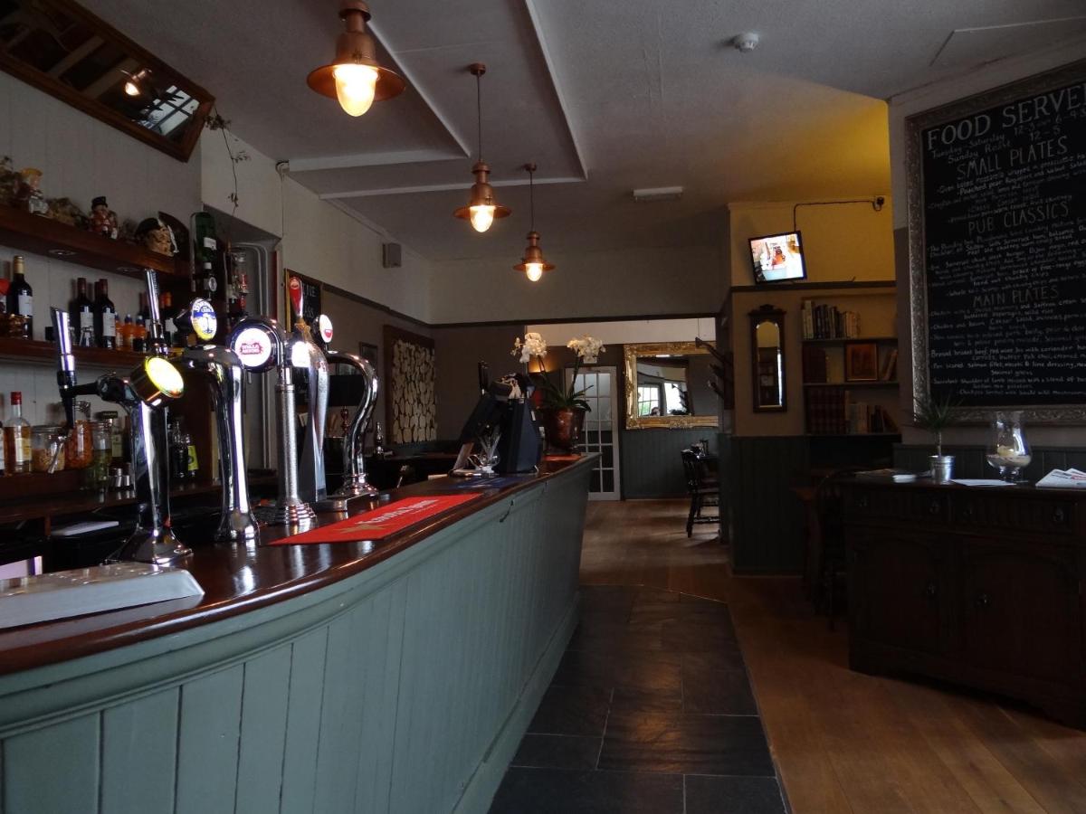 The Dundry Inn - Housity