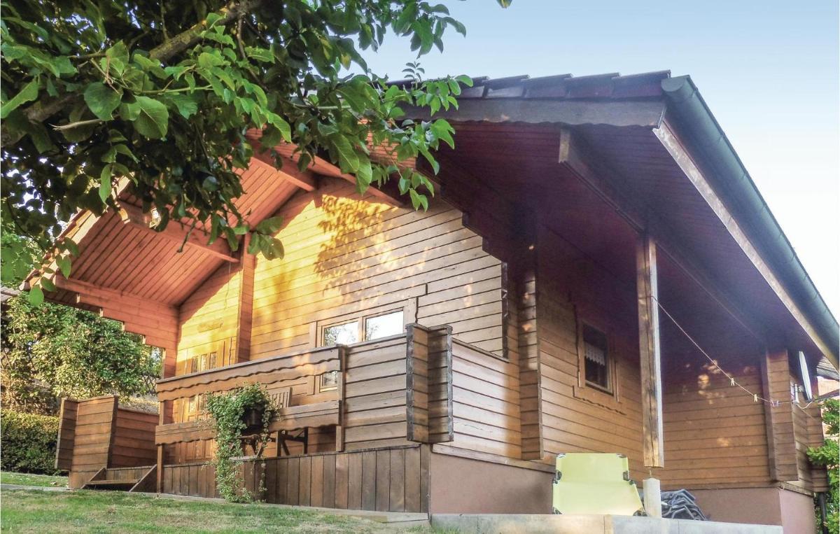 2 Bedroom Nice Home In Schlitz-Rimbach - Housity