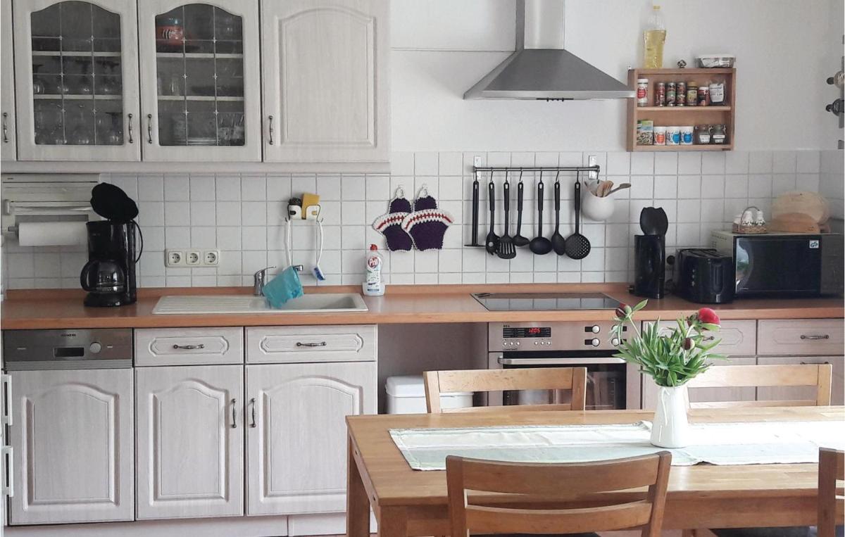 2 Bedroom Lovely Home In Alt Schwerin - Housity