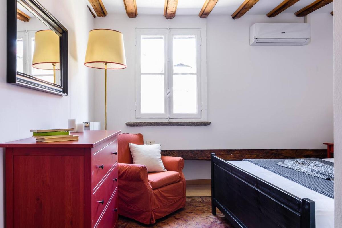 ALTIDO Cozy Apt for 4 close to Basilica di Sant'Ambrogio - Housity
