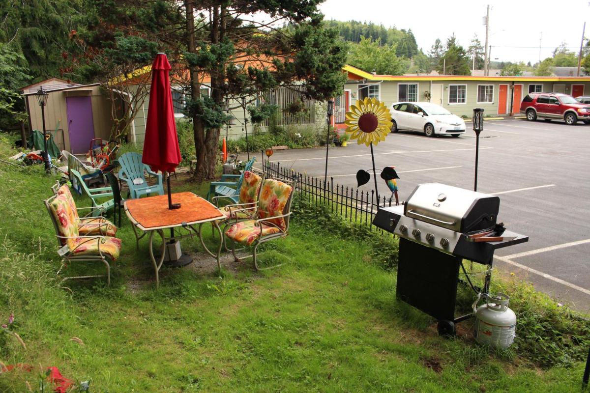 Shiny Motel - Housity