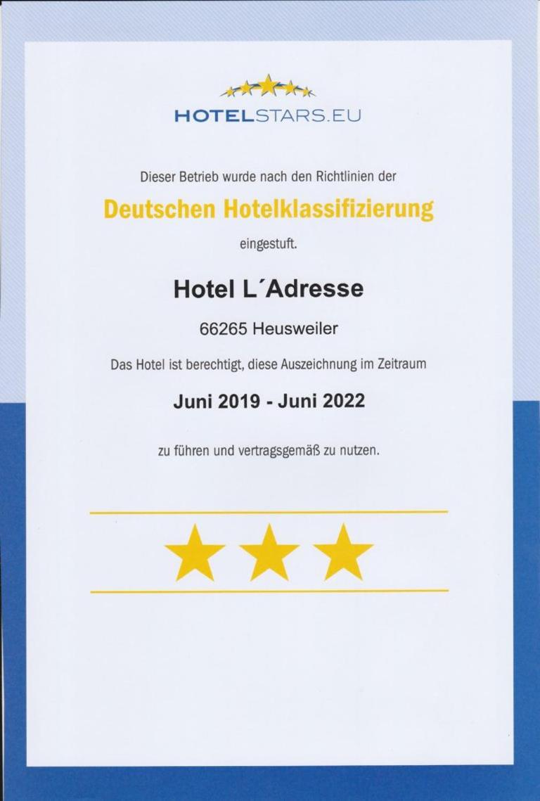Hotel l'adresse garni - Housity