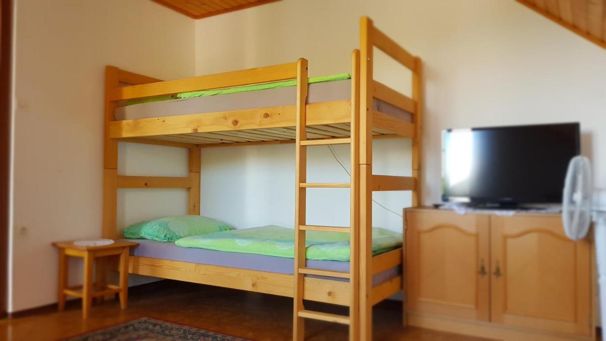 Apartma pri Boštjanu - Housity