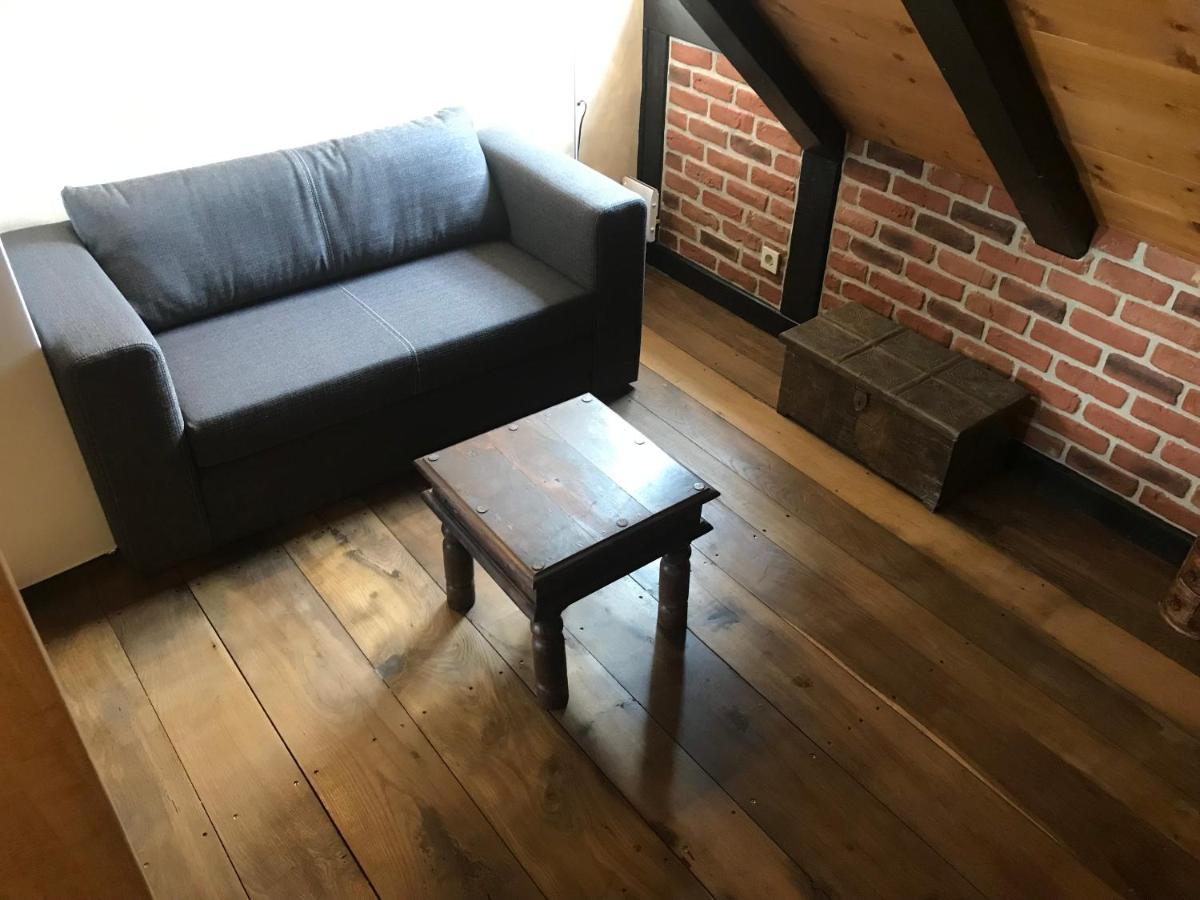 Fewo TURMZIMMER im Rittergut Leppersdorf bei Dresden - Housity