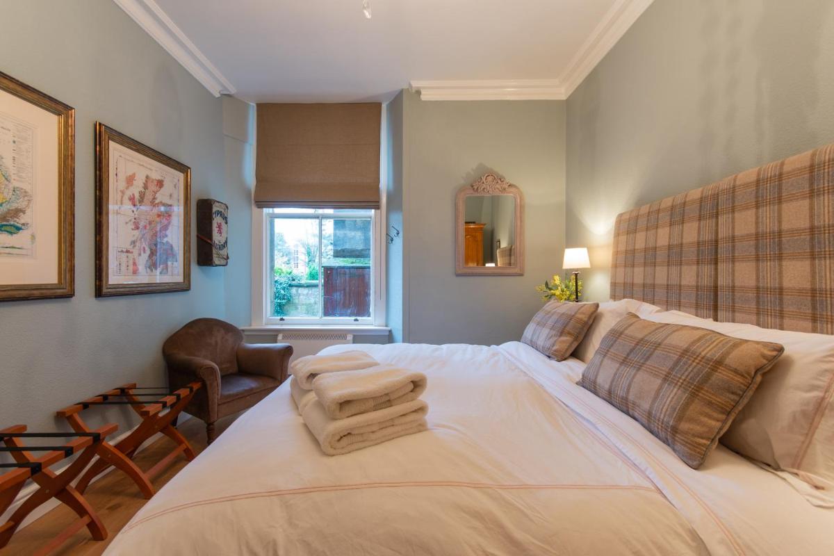Beautiful Property In A Fantastic Location - Housity