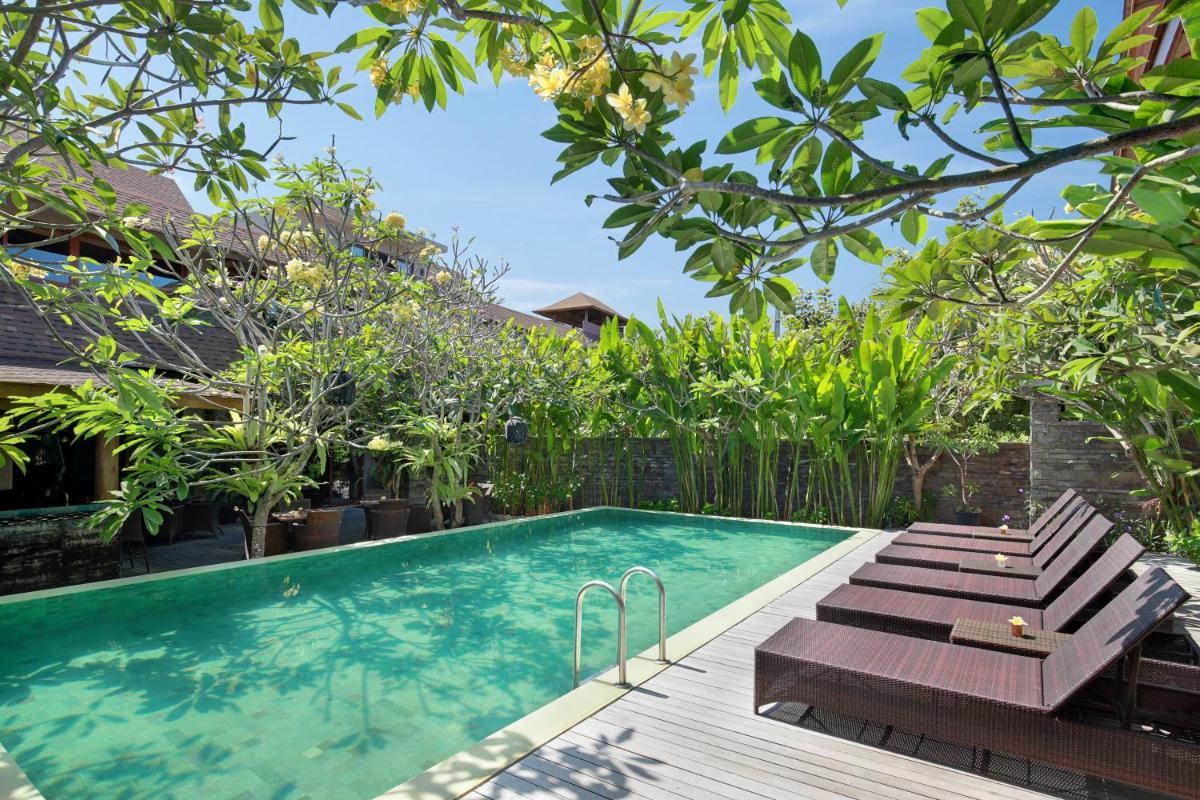 Puri Sabina Bed & Breakfast - Housity