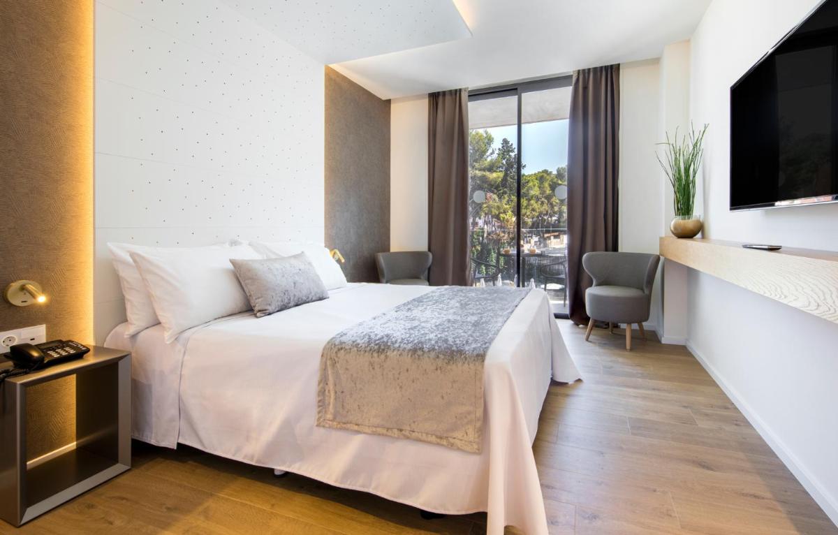 Cama o camas de una habitación en Golden Costa Salou - Adults Only 4* Sup
