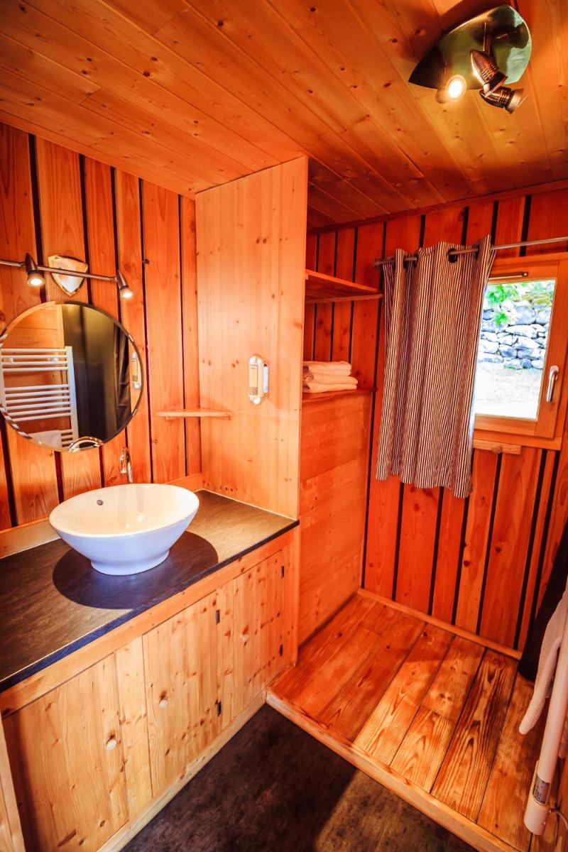 Les Volca'lodges de Tournebise - Housity
