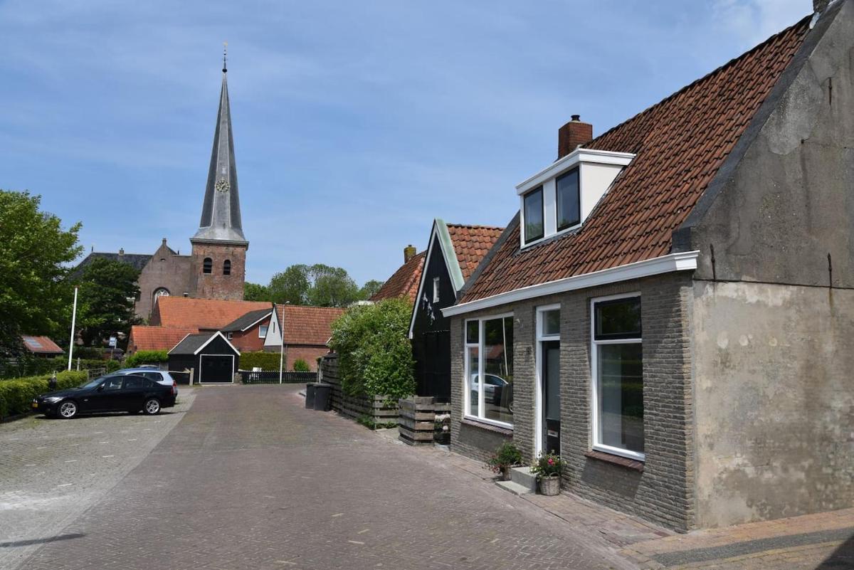 Sfeervol vakantiehuis in Holwerd - Housity