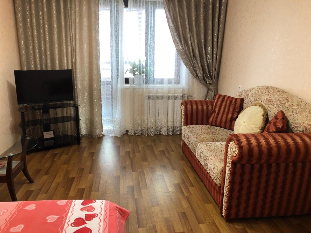 Apartment On Polyakova - Housity