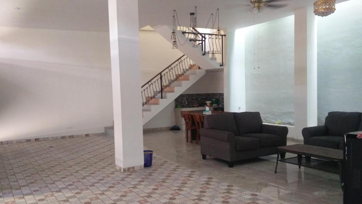 ZG Homestay Solo - Housity