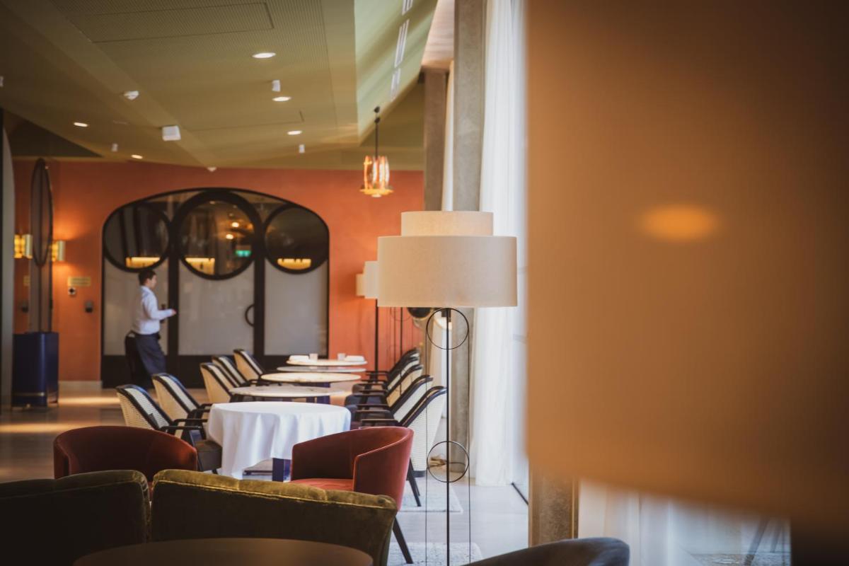 Coin salon dans l'établissement Maison Albar Hotels L’Imperator