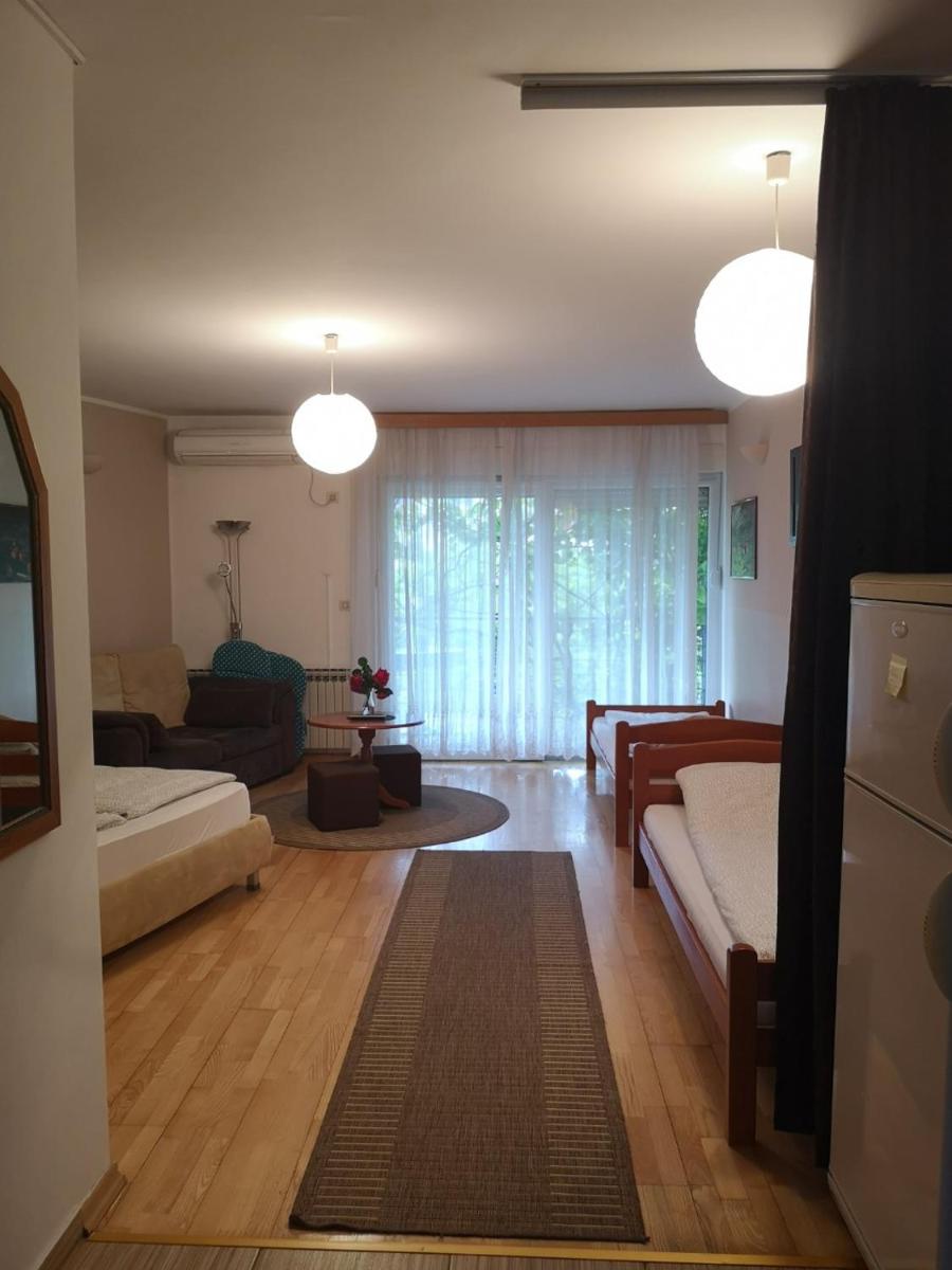 Elite Guest House - Housity