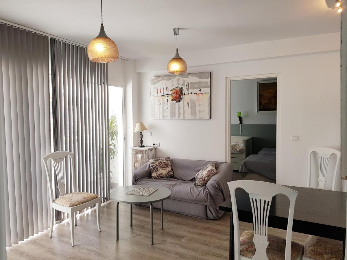 Lolita's house torre del oro - Housity