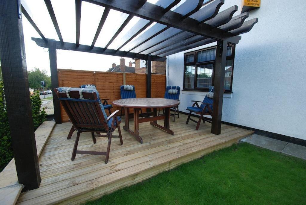 Clifton Bridge Hotel - Housity