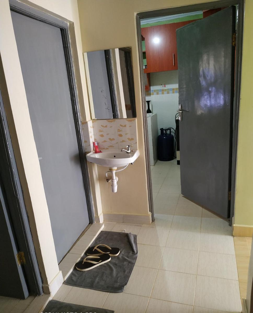 The Rhine Guest House - Eldoret - Housity