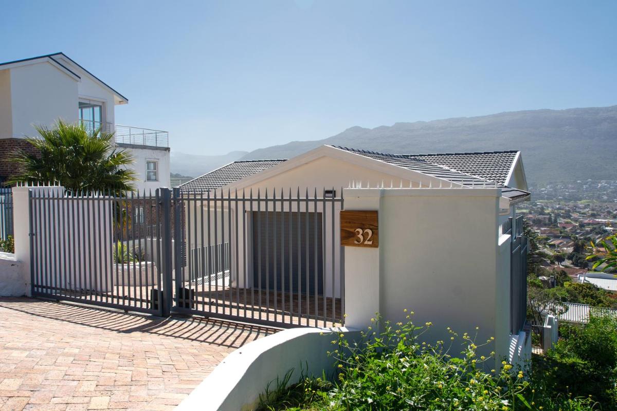 Suitetrails - Luxury Modern House Western Cape Fish Hoek