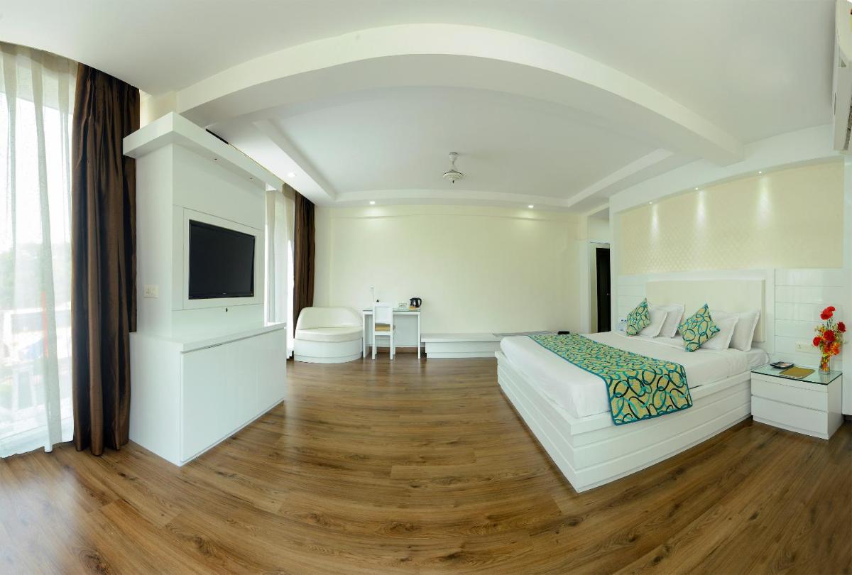 Hotel Pushp Villa Agra Taj East Gate - Housity