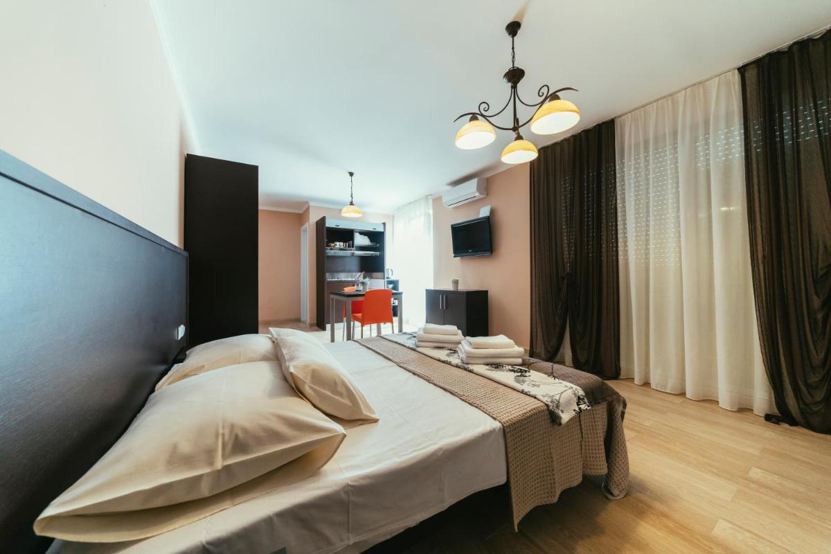 Apartments Prestige Petrcane 1 - Housity