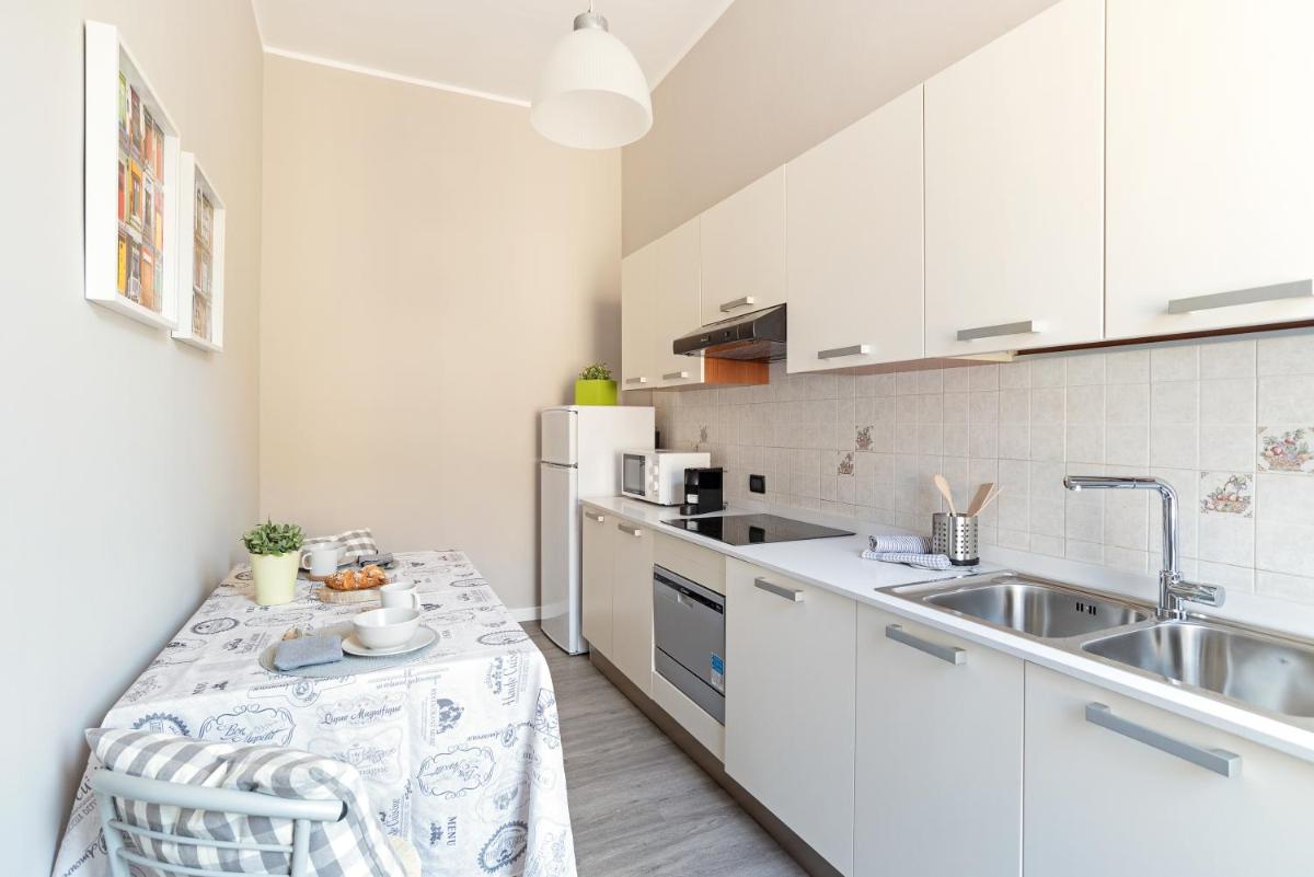 Vittoria Corner - byMyHomeInComo - Housity