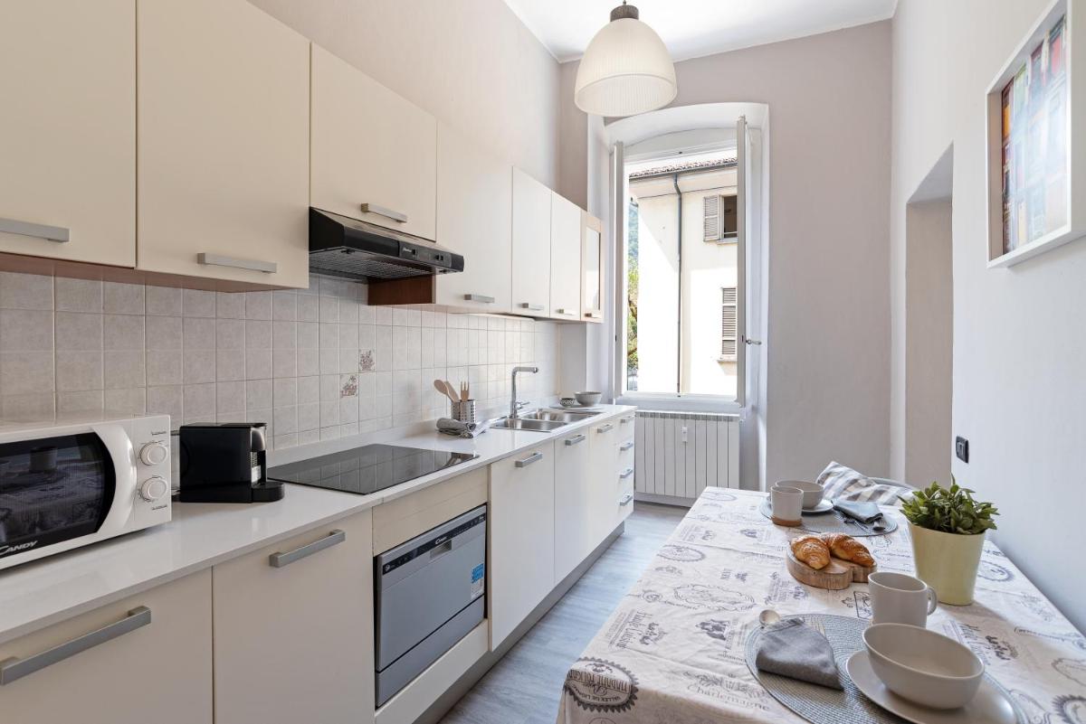Vittoria Corner - byMyHomeInComo - Housity