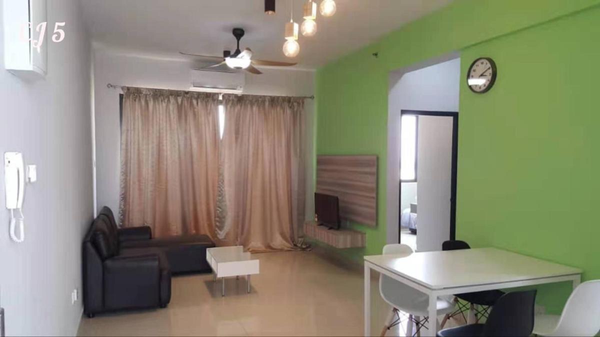 CJ 5 Homestay - Hizvo