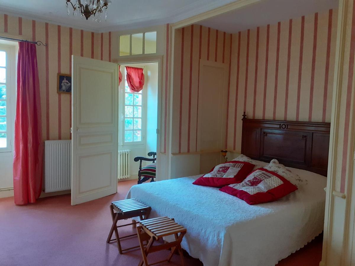Château des Bretonnières sur vie - Maison d'hôtes et gîte 4 personnes - Housity