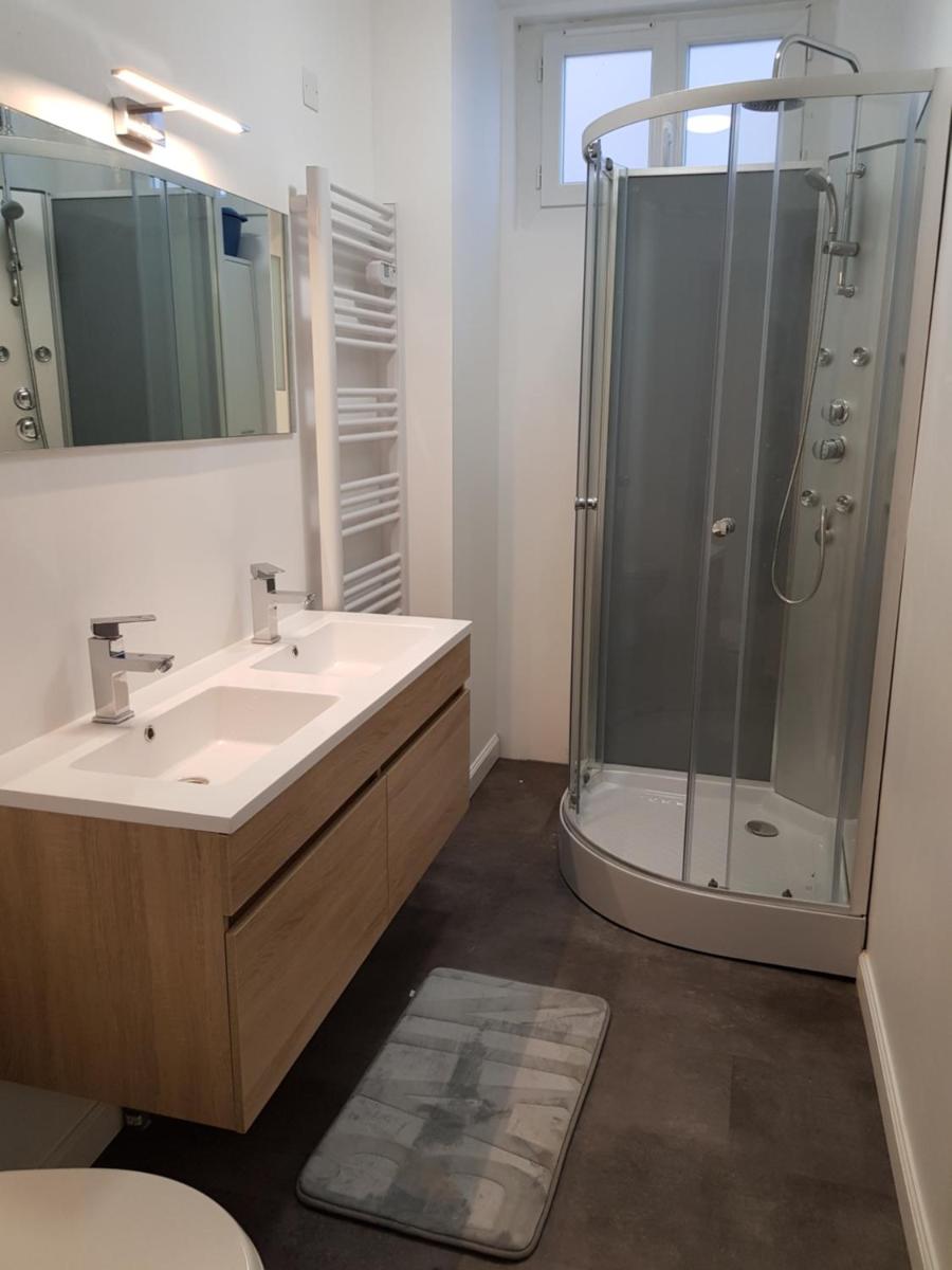 Lourdes Guest House - Housity