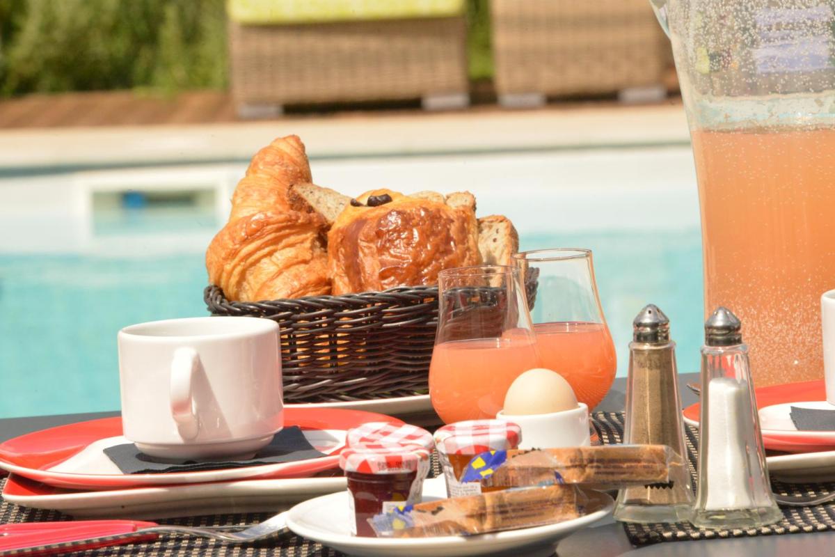Hôtel Villa Sophia - ADULTS ONLY JULY AND AUGUST - Housity