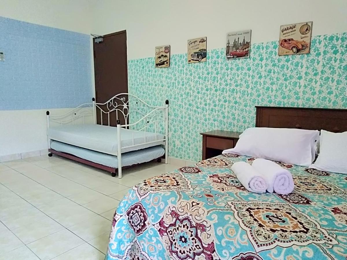 Homestay Pagar Buruk Bukit Merah L2 - AIR CONDITIONED - Housity