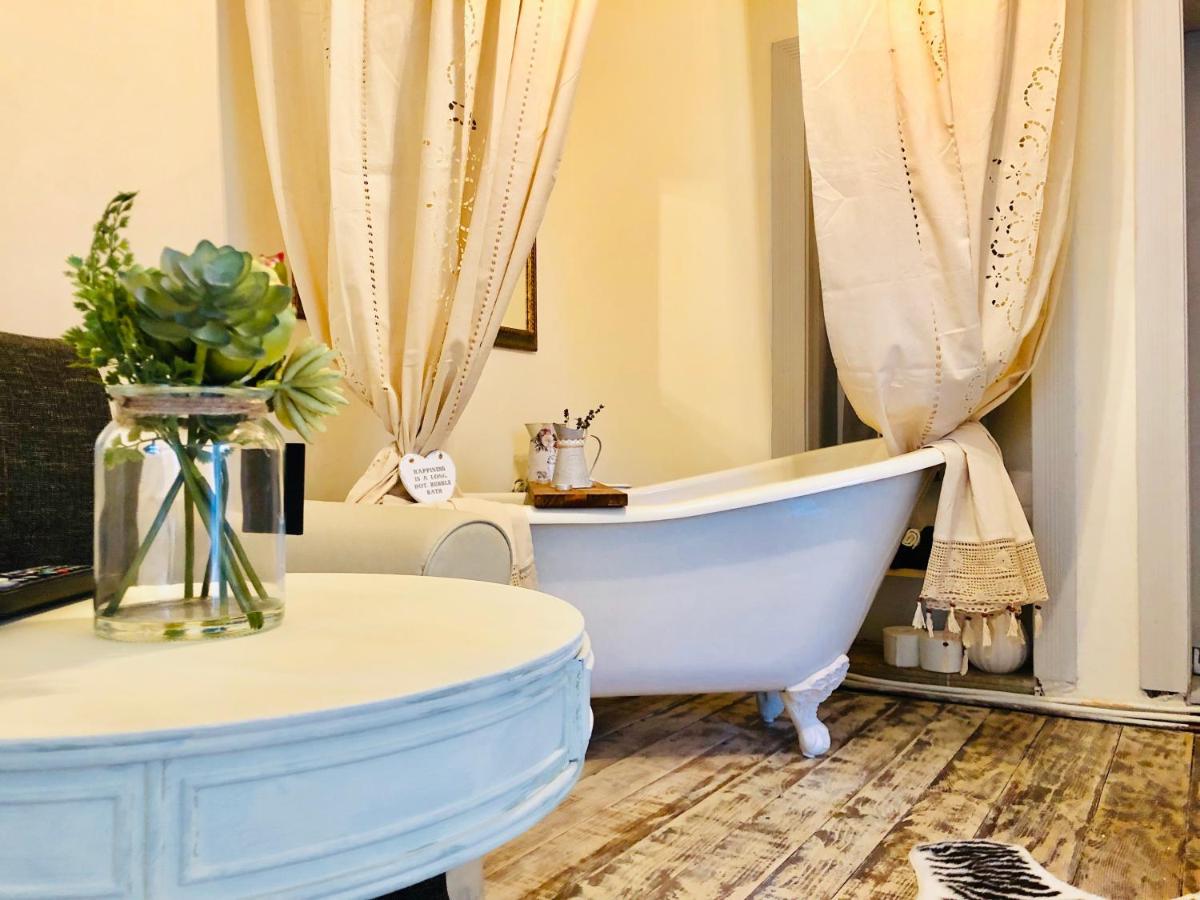 The Old Bath Guest House - Housity