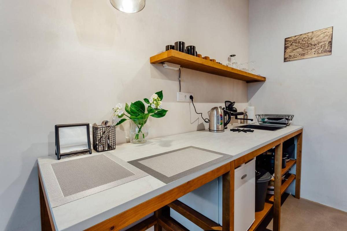 Cozy Blue House Apartment in heart of Old Town - Housity