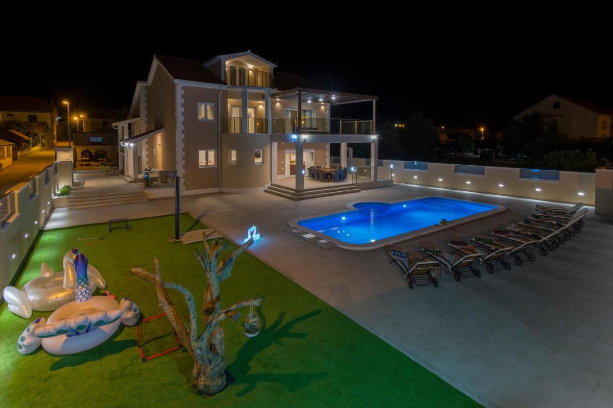 Holiday home Neda Šibenik - Housity