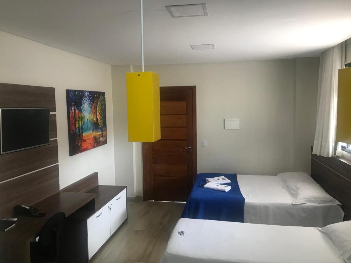 Suíte Hotel Vitória - Housity