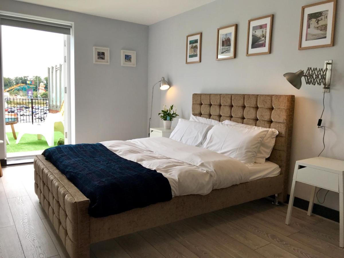 The Dreamland Apartment - Margate Beach - By Goldex Coastal Breaks - Housity