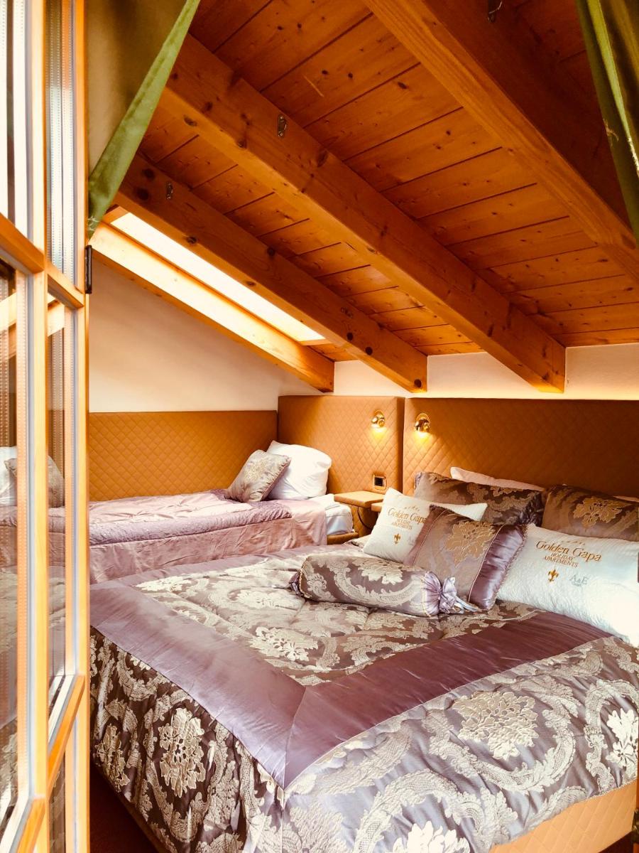 Golden GaPa Penthouse 1 - Housity