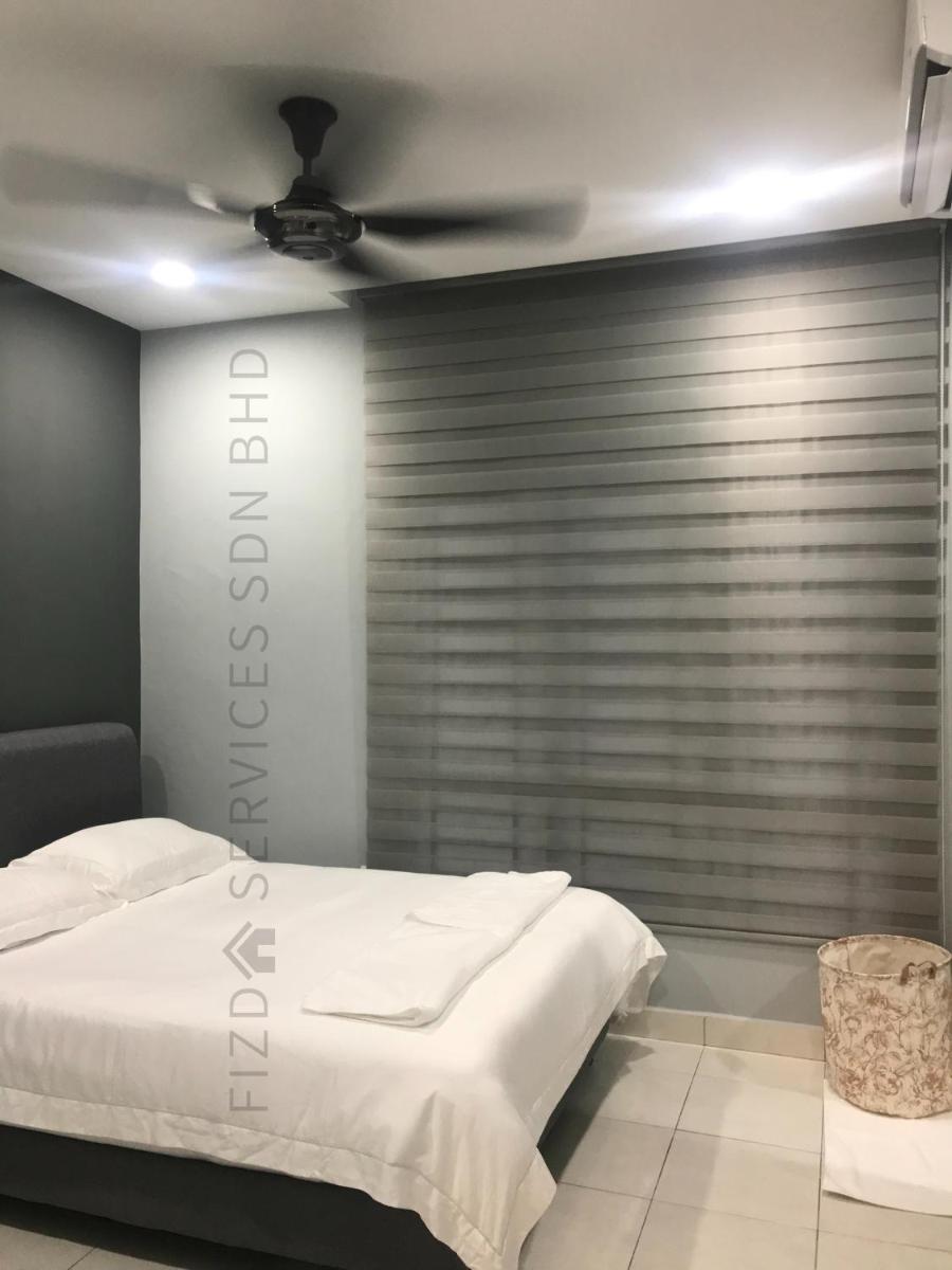Cozy Apartment @ Hospital Sungai Buloh - Housity