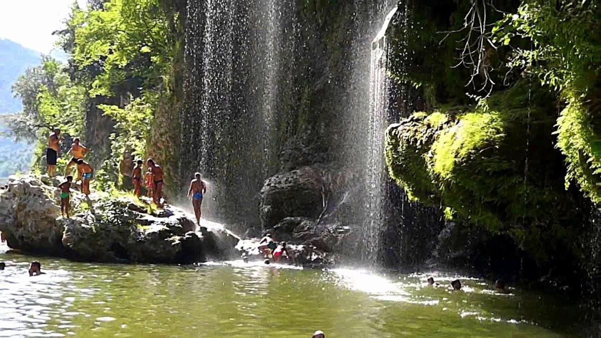 La Peonia casa vacanze in montagna prato verde panorama stupendo Sardegna - Housity