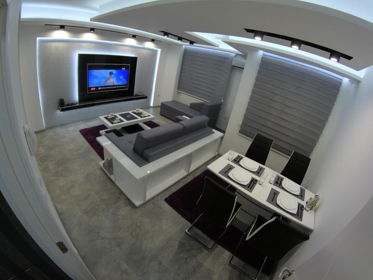Grey apartment - Housity
