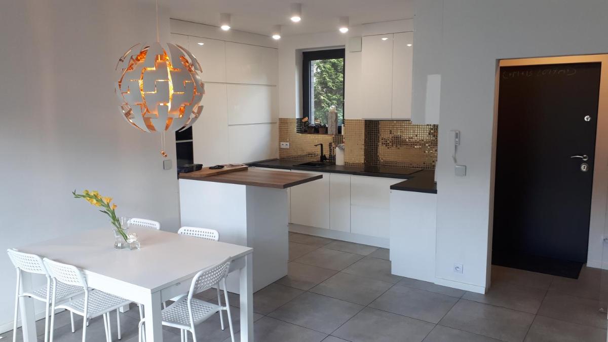 Luxury apartment with own parking - Housity