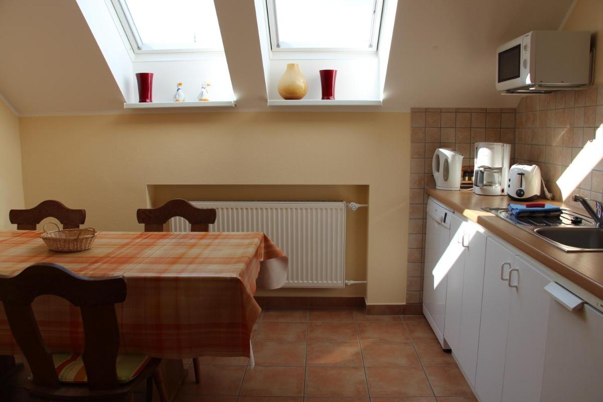 Ferienwohnung Oleanderhof - Housity