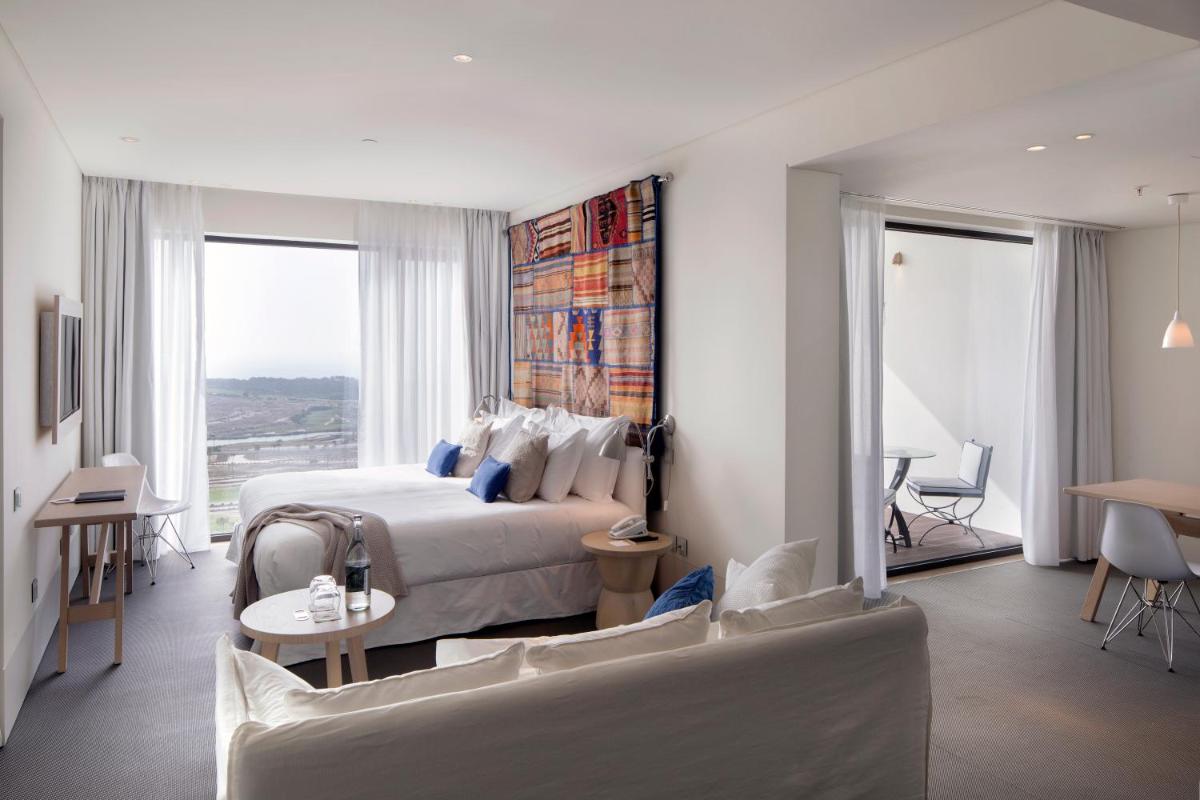 Uma área de estar em Royal Obidos Scenic Resort