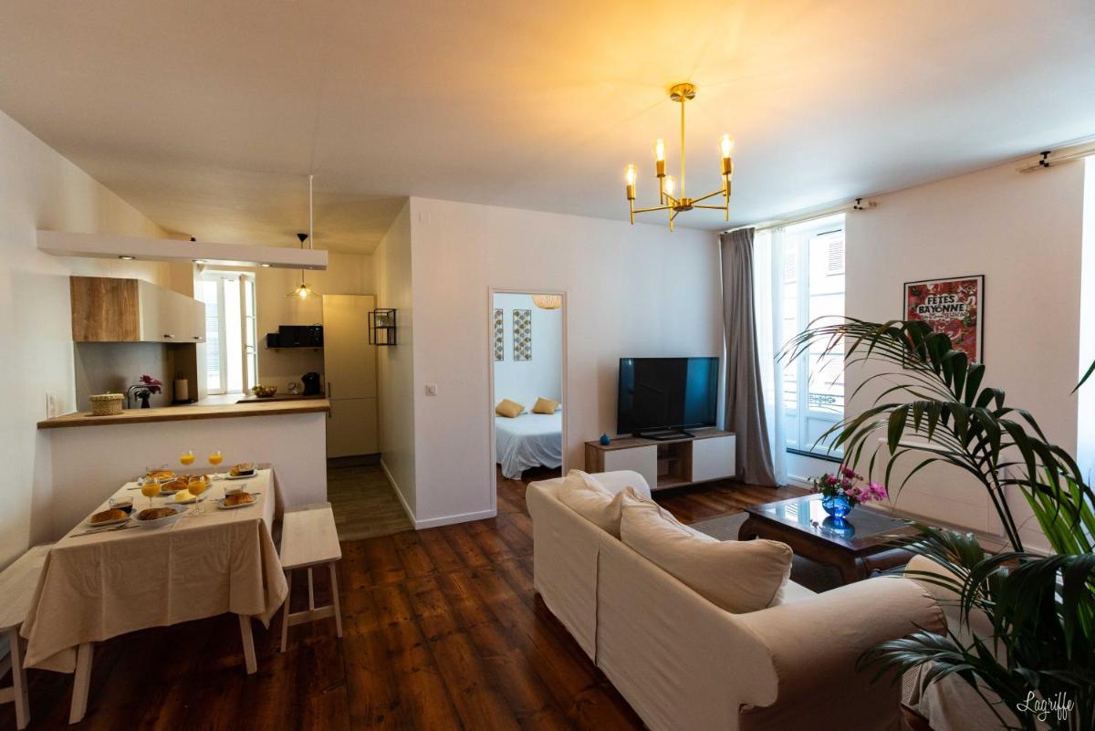 magnifique appartement hypercentre toutes commodités - Hizvo
