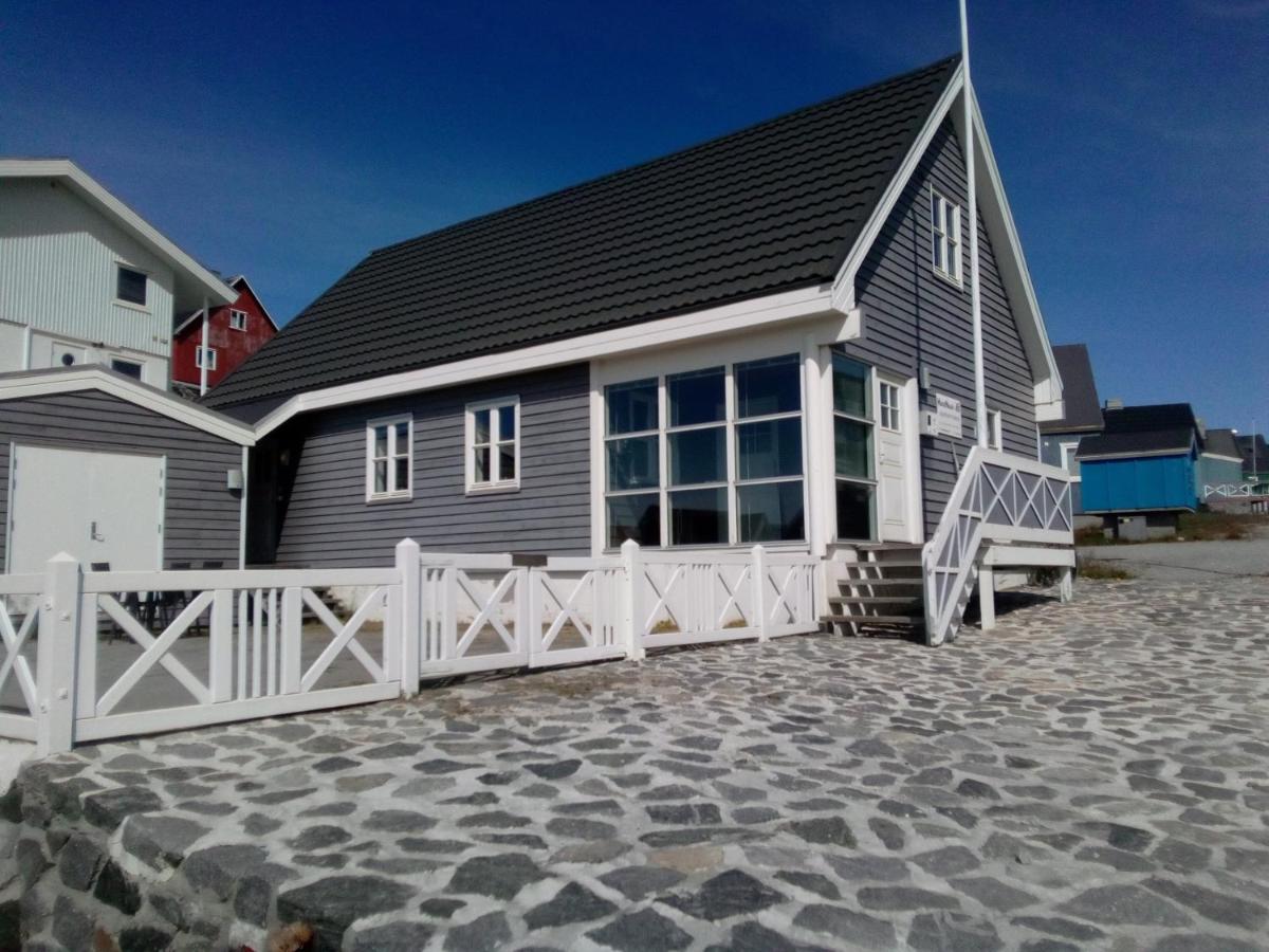 Suitetrails - Hotel Nuuk - Apartment Nanoq
