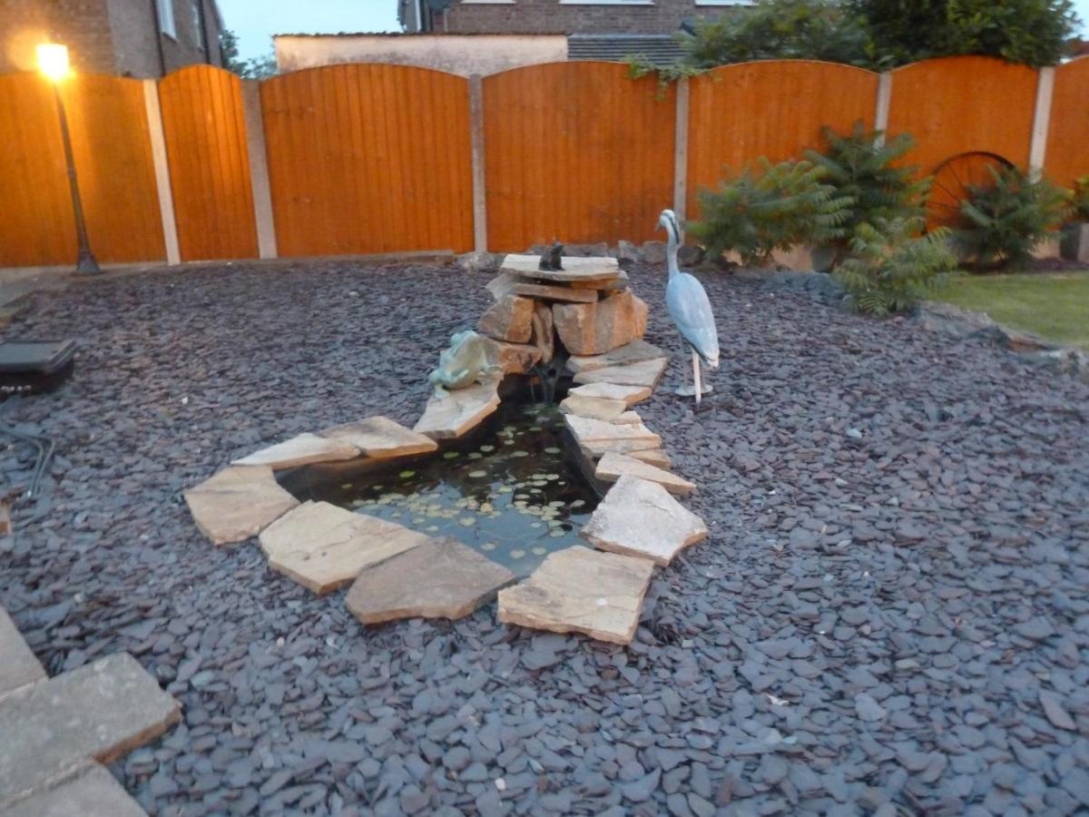Smithy lodge Guest House - Housity