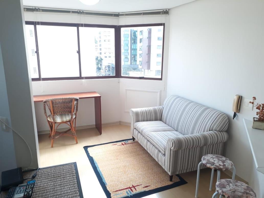 Wall Street Flat - Housity