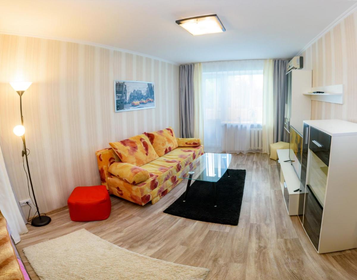 Suitetrails - Very Centre Apartment