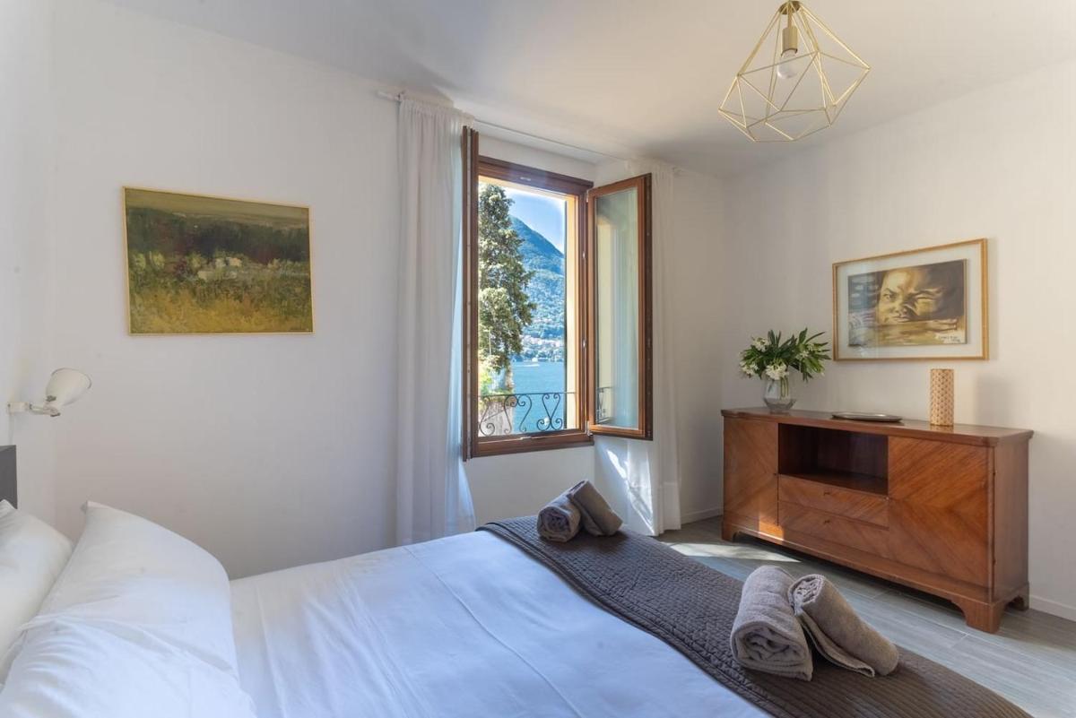 Romantic Pier by Rent All Como - Housity
