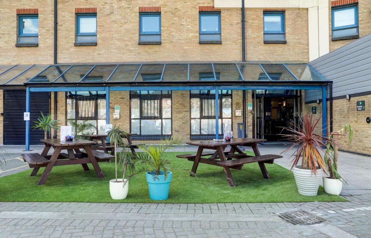 ibis Styles London Excel - Housity